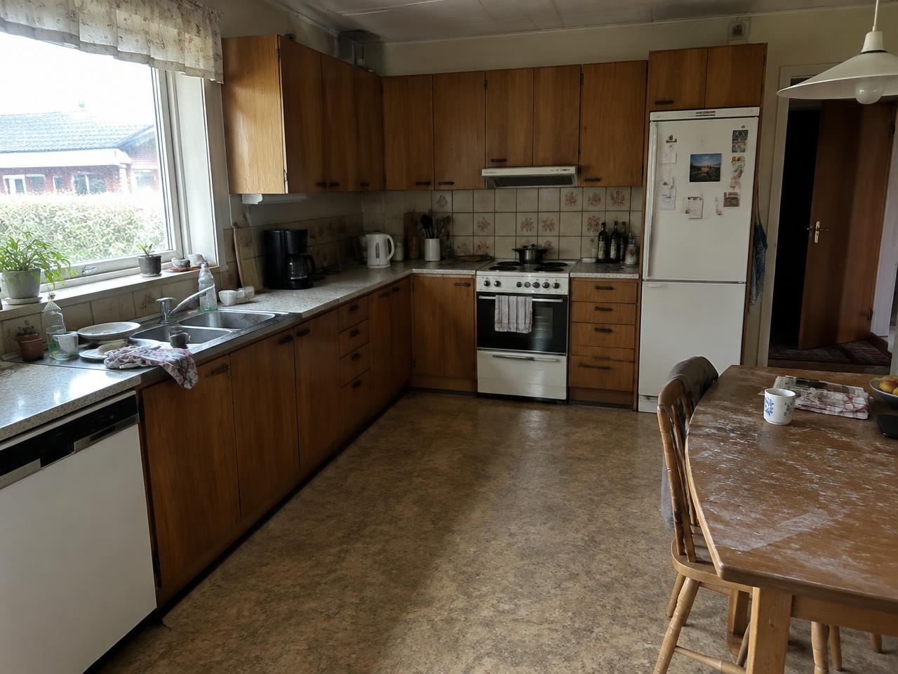 Før: køkken før og efter nedrivning og renovering